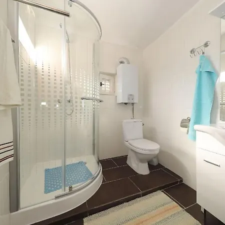 House Tony Holiday home Tkon