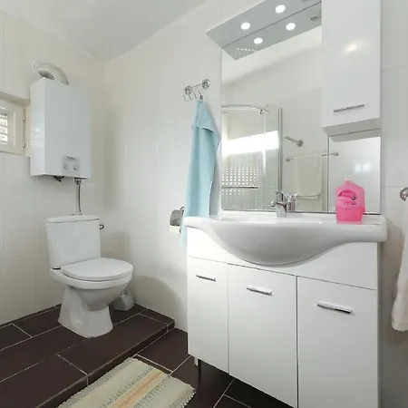 בית נופש House Tony